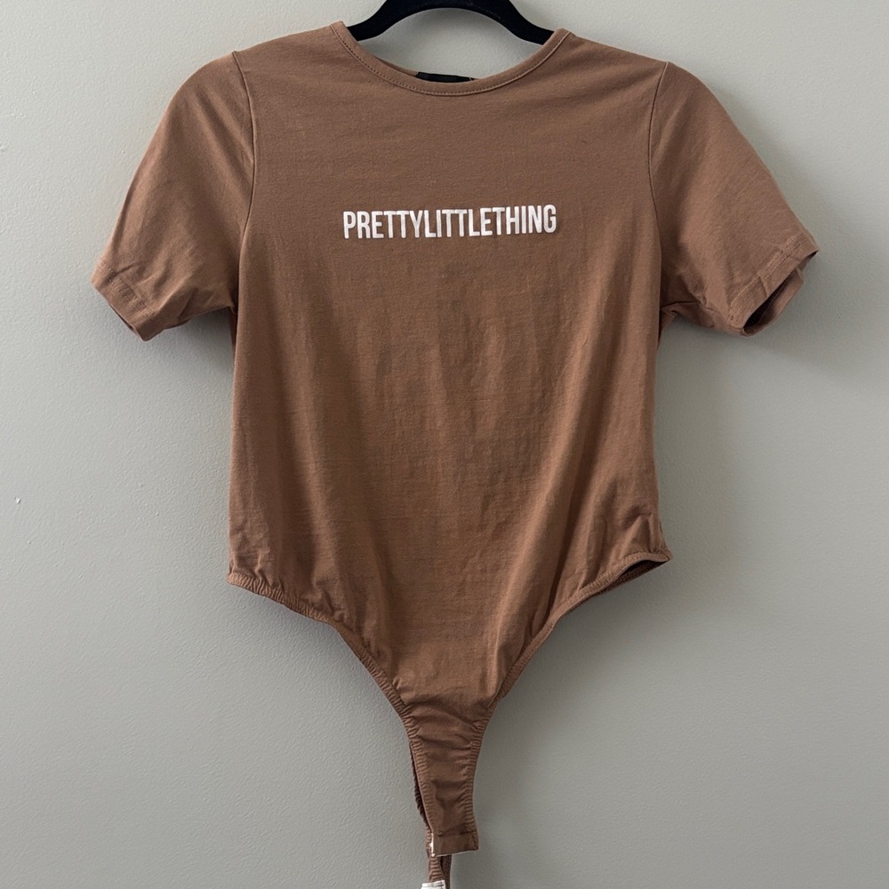 PrettyLittleThing Tan Short Sleeve Bodysuit